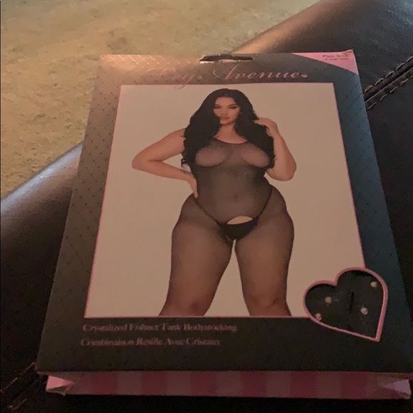Leg Avenue Other - Leg avenue plus size fishnet tank bodystocking Leg Avenue Other - Leg avenue plus size fishnet tank bodystocking